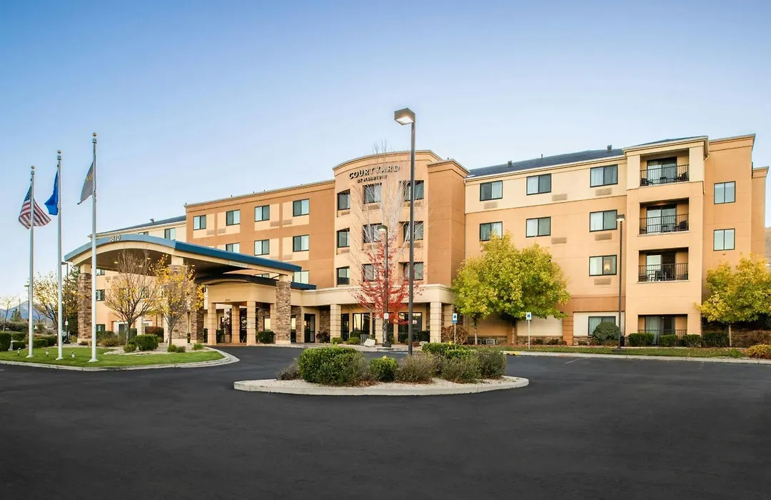 Courtyard Carson City-1