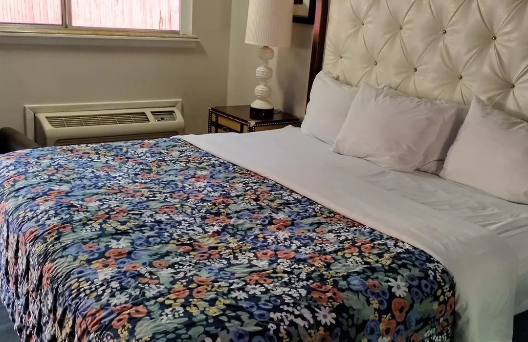 Travelodge By Wyndham Ruidoso-1