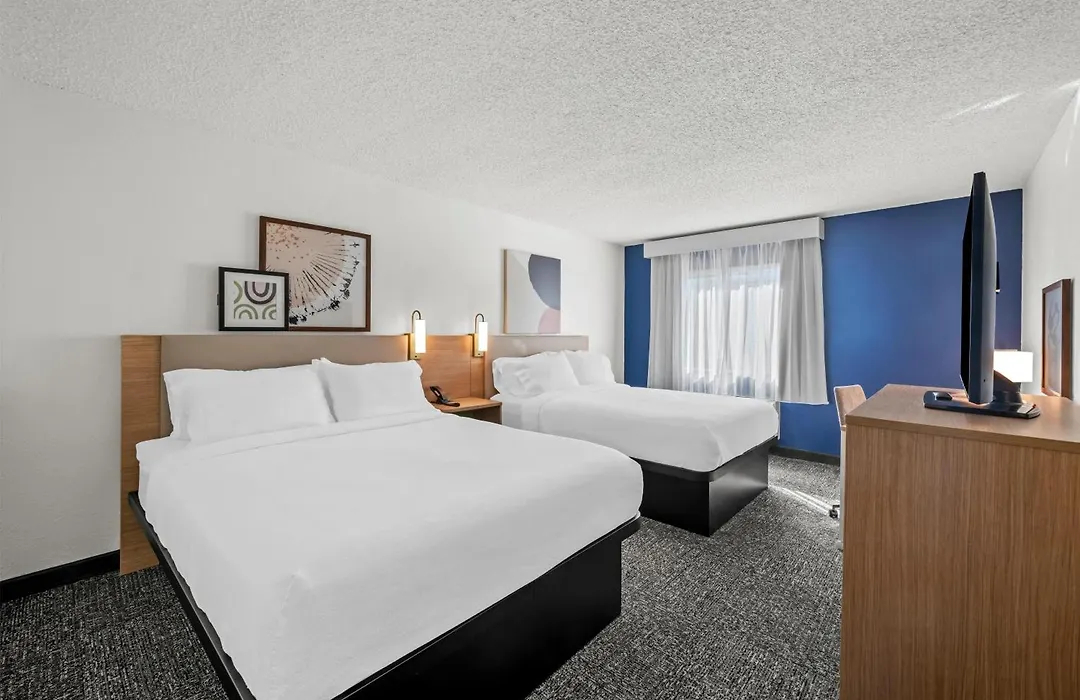 Spark By Hilton Cleveland Beachwood-1
