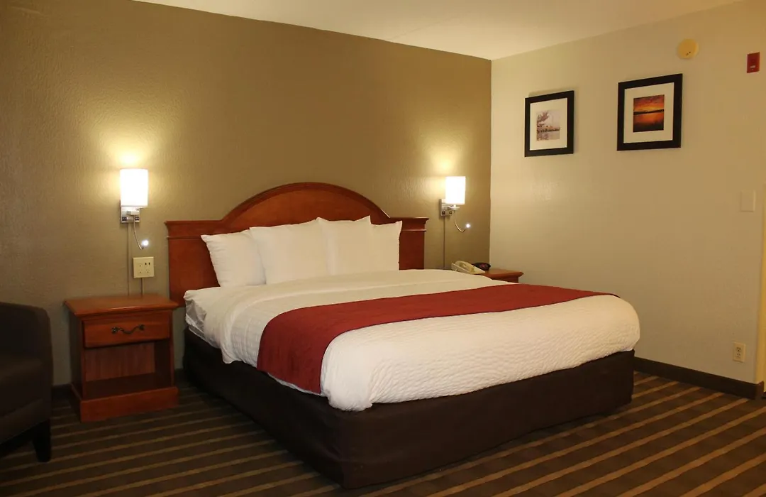 Comfort Inn University Center-1