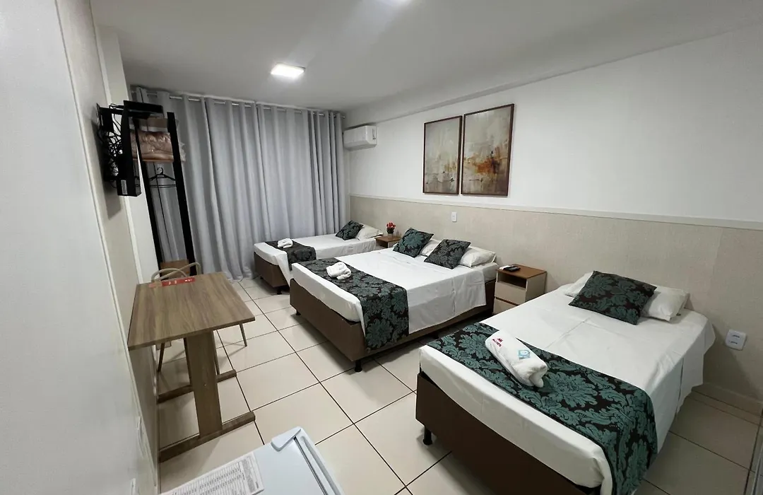 Max Hotel-1