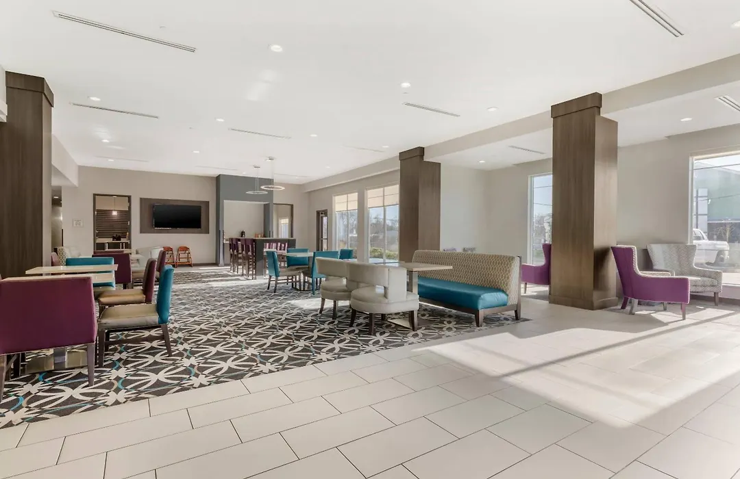 Comfort Inn & Suites-1