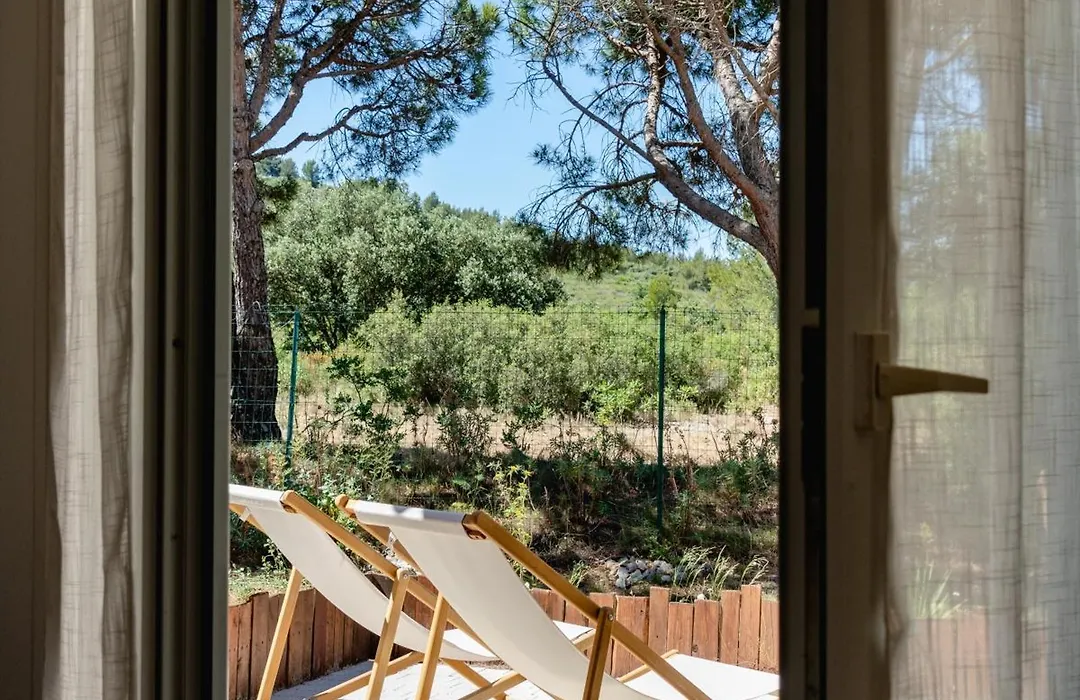 Les Volets Rouges - Hôtel Cassis - Situé dans le Parc National des Calanques-1