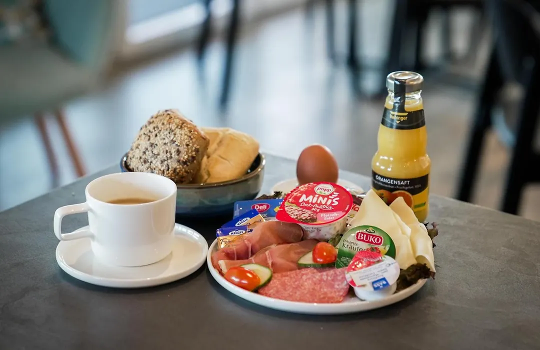 Hotel M24 - Alle Zimmer mit Küchenzeile-1