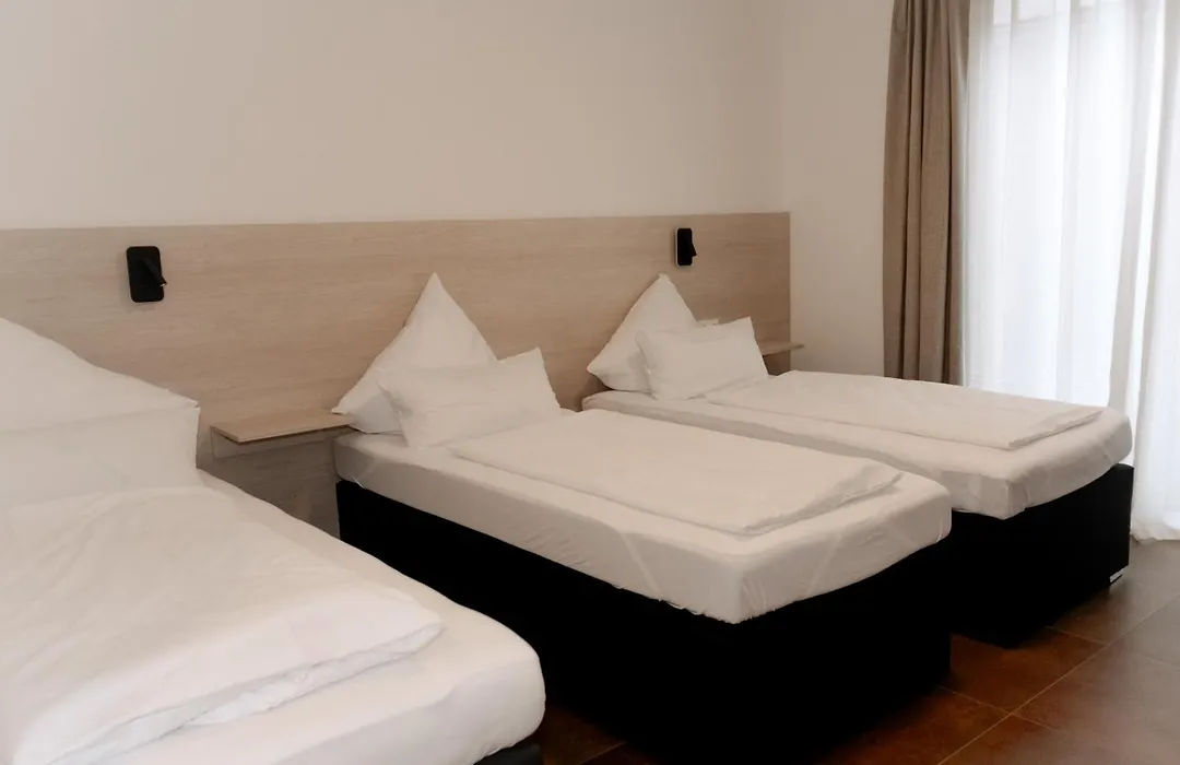 Ayhan Hotel-1