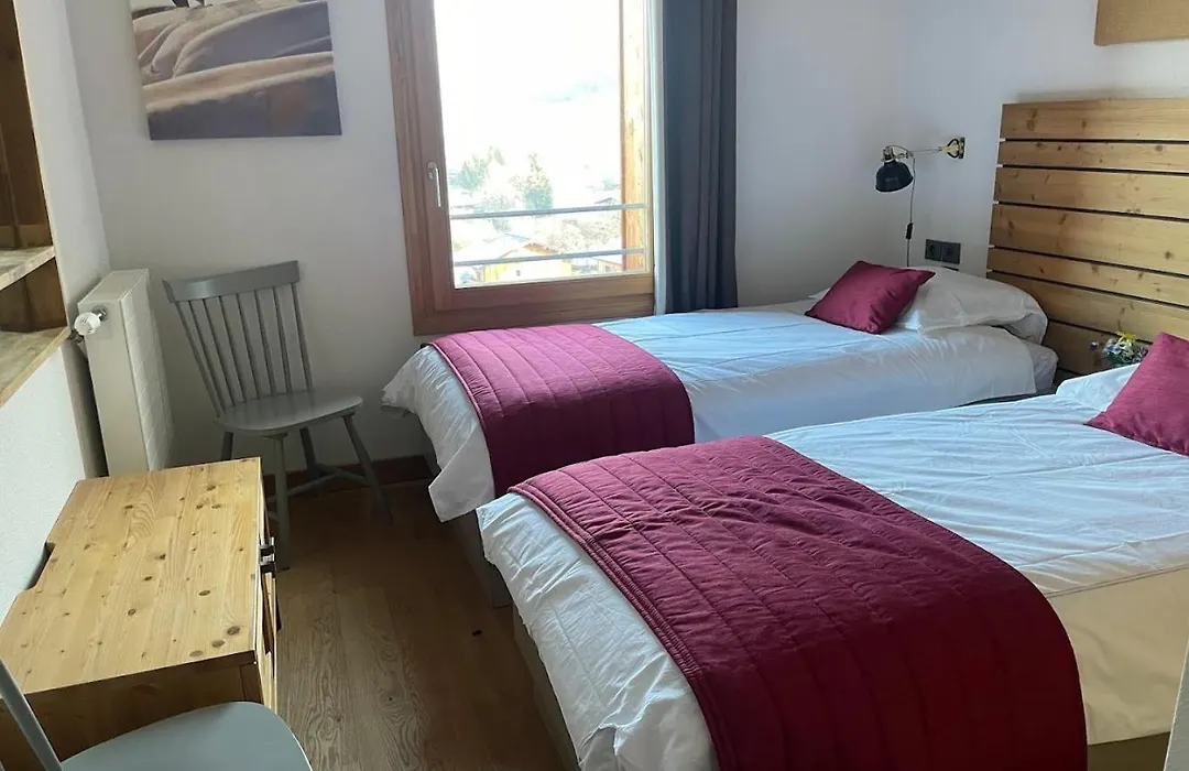 Luxury 2 Bedroom Apartment With View Of Mont Blanc-1