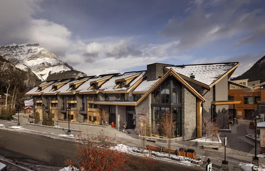 Peaks Hotel And Suites-1