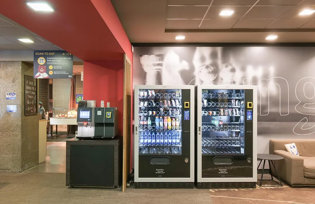 Hotel Ibis Milano Ca' Granda-1