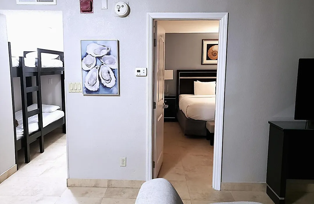 Radisson Suite Hotel Oceanfront-1