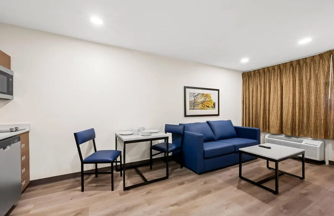 Mainstay Suites Raleigh North-1