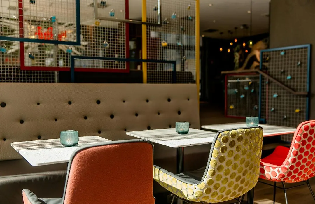 Motel One Koeln-Mediapark-1