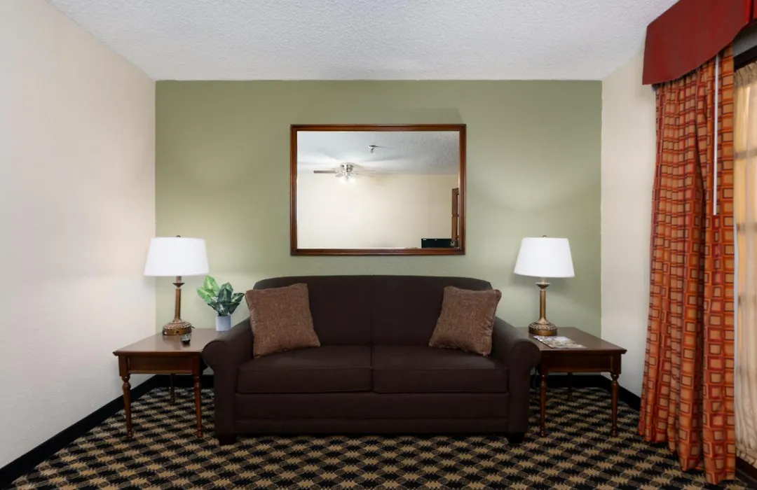 Mcm Elegante Suites Abilene-1
