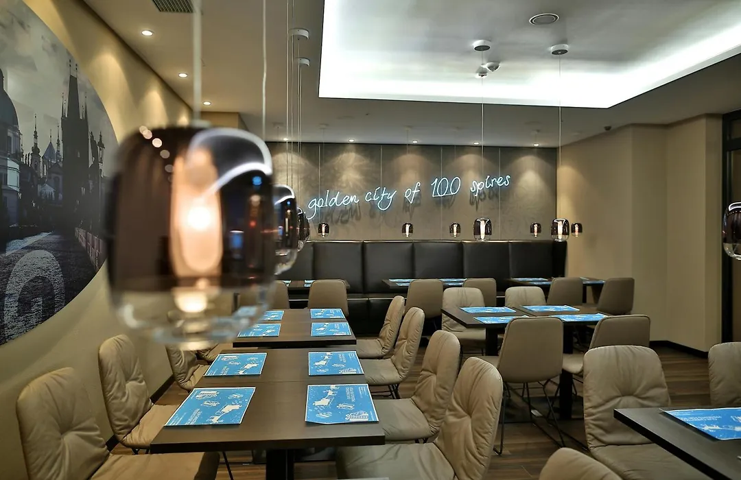 Motel One Prague-Florentinum-1