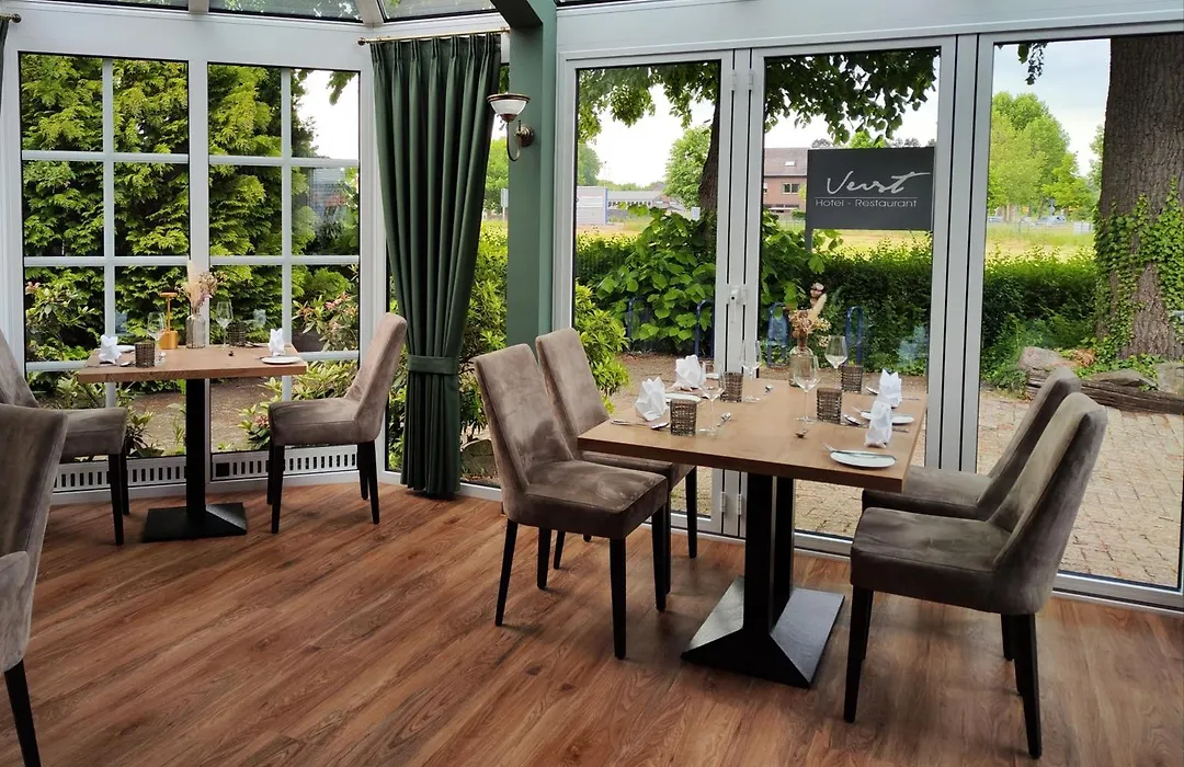 Hotel Restaurant Verst-1