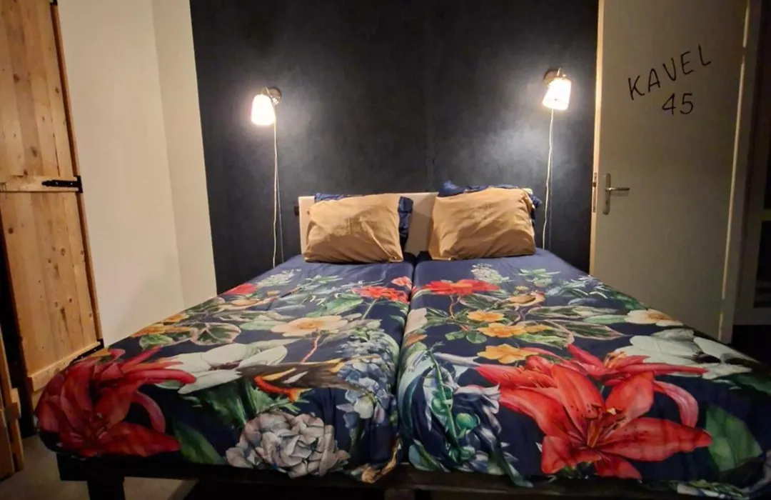 B&B Biej' oons tuus-1