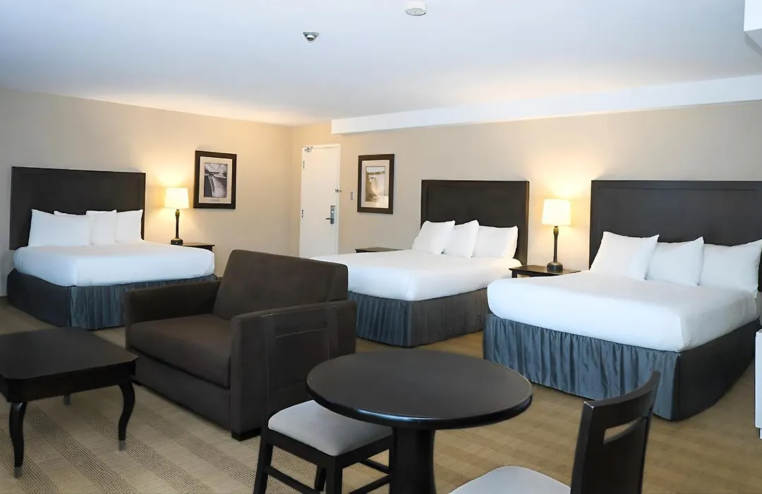 Skyline Hotel & Waterpark-1