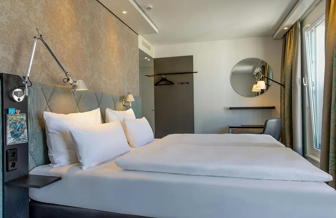 Motel One München Sendlinger Tor-1
