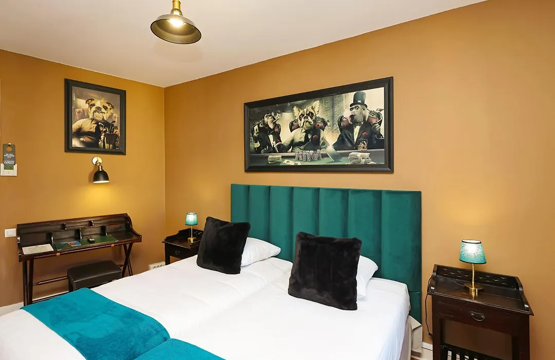Hotel Les Pasteliers-1