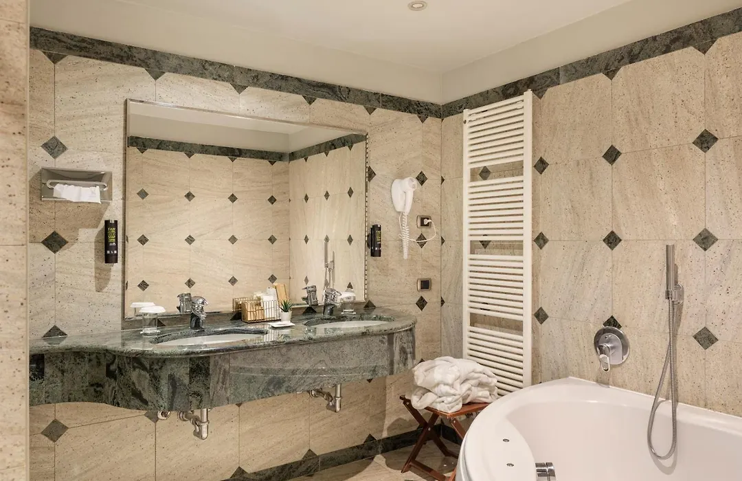 Living Hotel Milano-1
