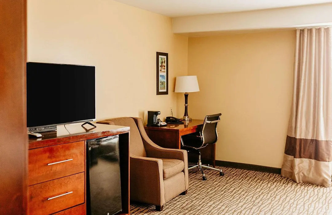 Comfort Inn Pomona Near Fairplex-1
