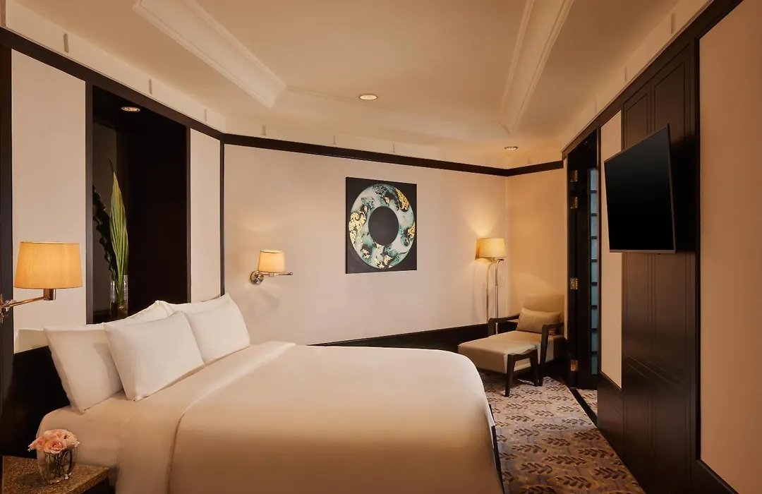Banyan Tree Bangkok-1