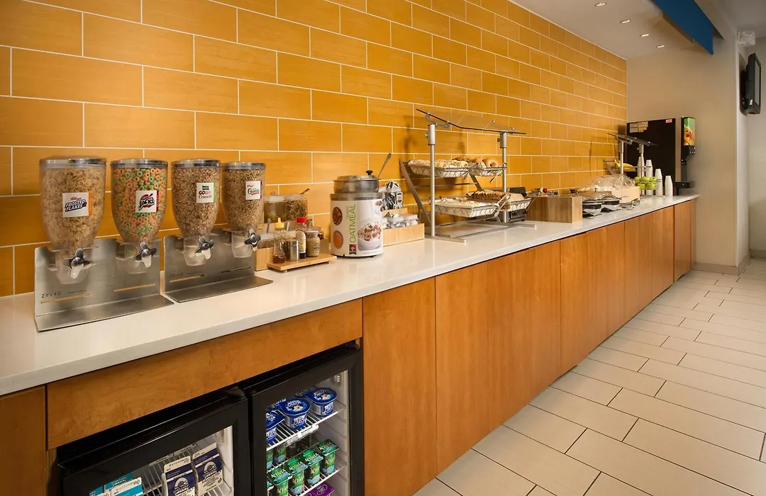 Springhill Suites Alexandria-1