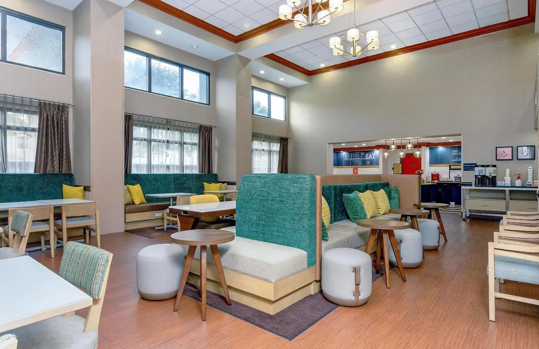 Hampton Inn & Suites Port St. Lucie-1