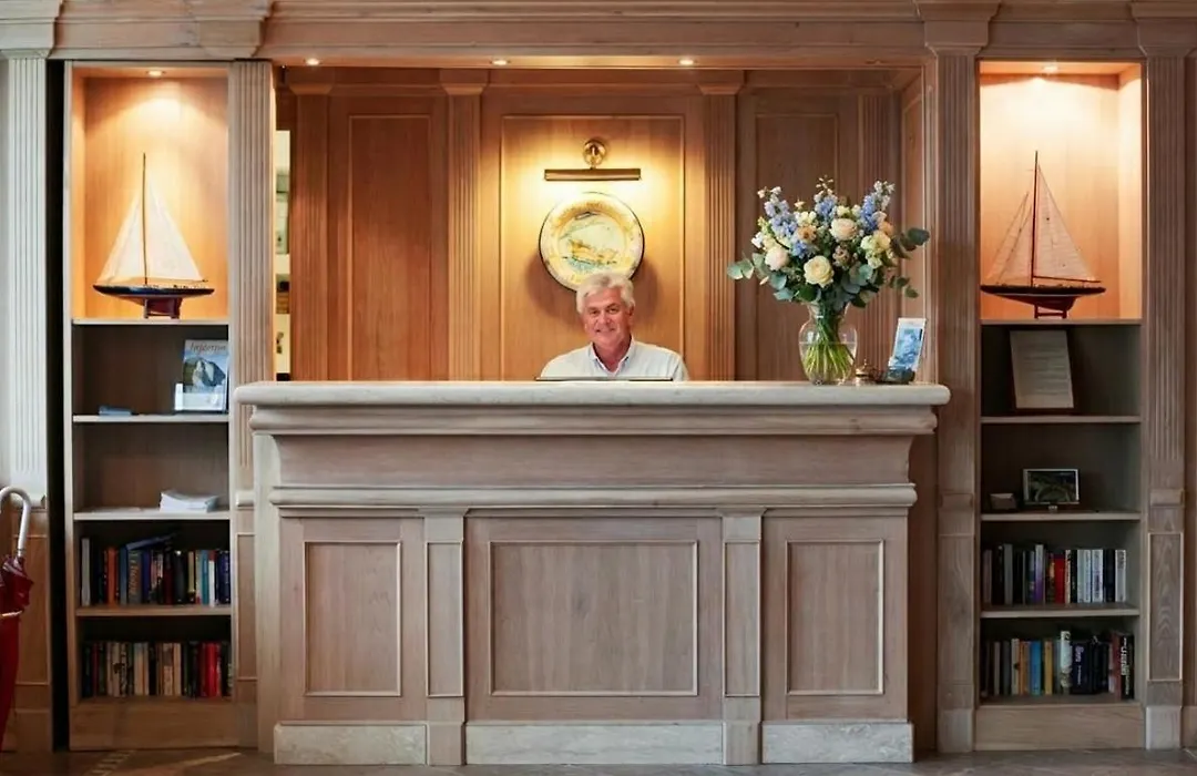 Hotel Poseidon-1