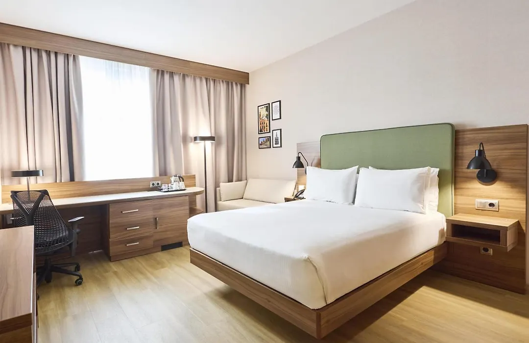 Hilton Garden Inn Sevilla-1