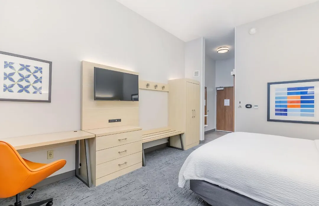 Holiday Inn Express & Suites - Medford By Ihg-1