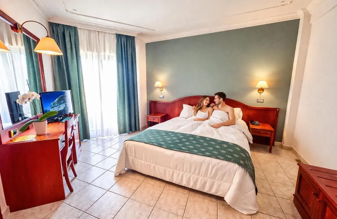 Hotel Valle Rossa-1