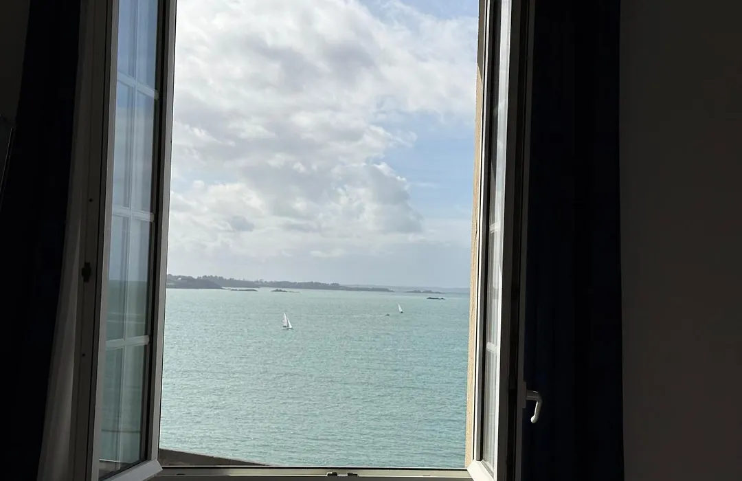 Hôtel La Porte Saint Pierre-Logis Hôtel Intra Muros RÉNOVÉ en 2026-1