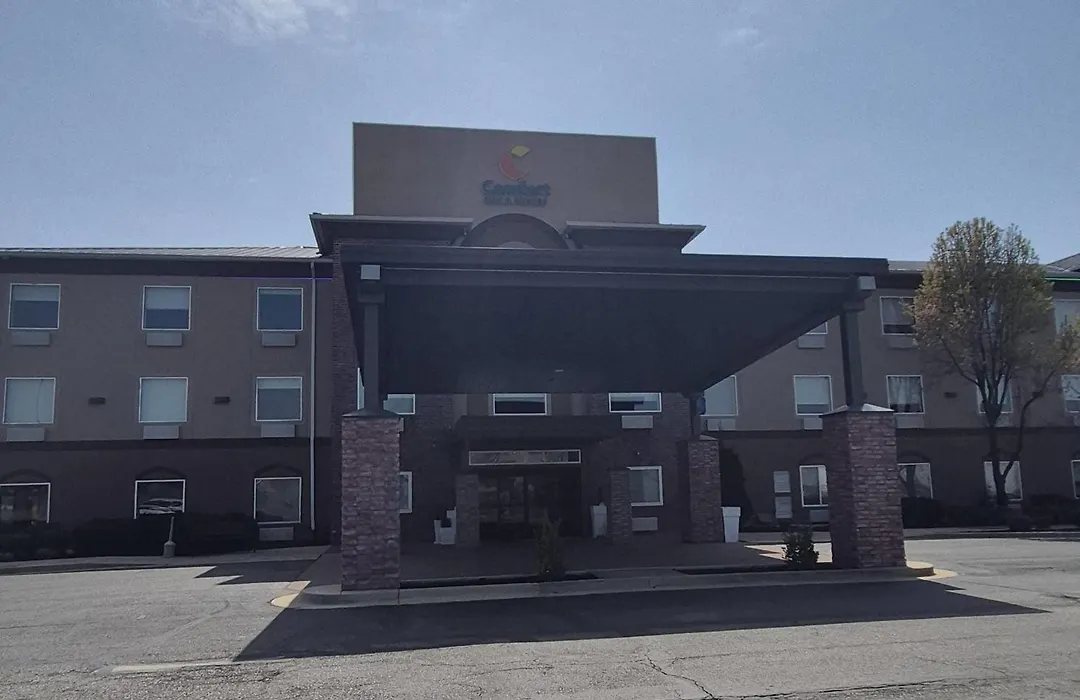Comfort Inn & Suites Miami - Route 66-1