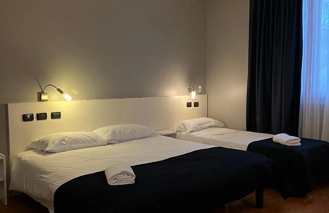 Master Hotel-1