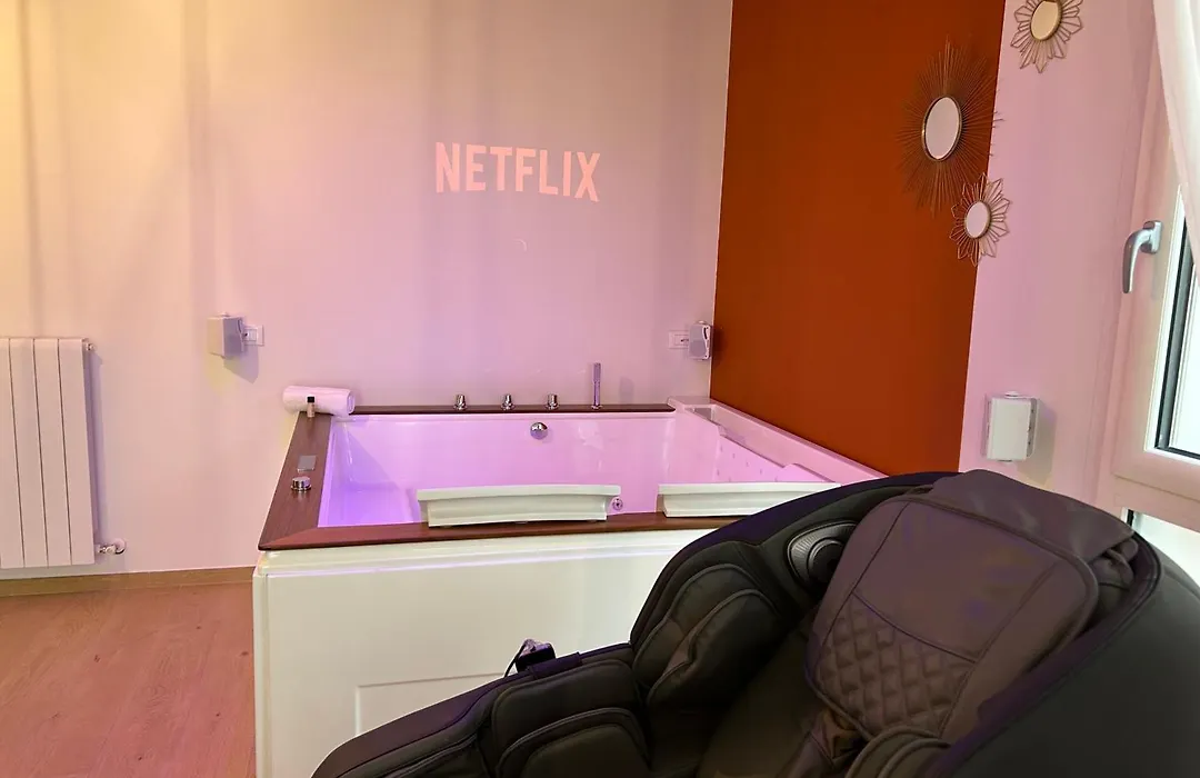 4 Star Suite Spa - Self Check-In-1