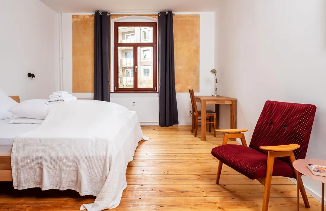 Künstlerzimmer im Kulturhaus Häselburg-1