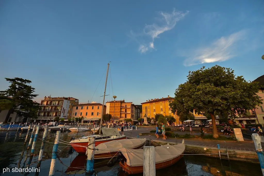 Ambra Hotel - The Only 3 Star Central Lakeside Hotel In Iseo-1