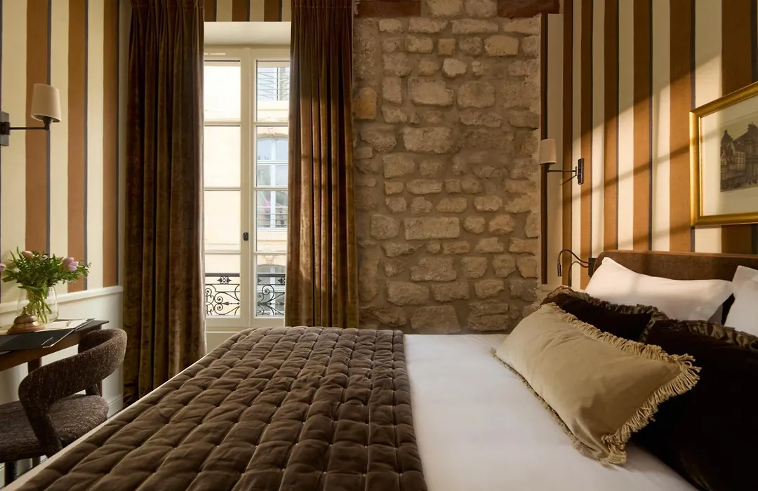 Hotel Des Orfevres-1