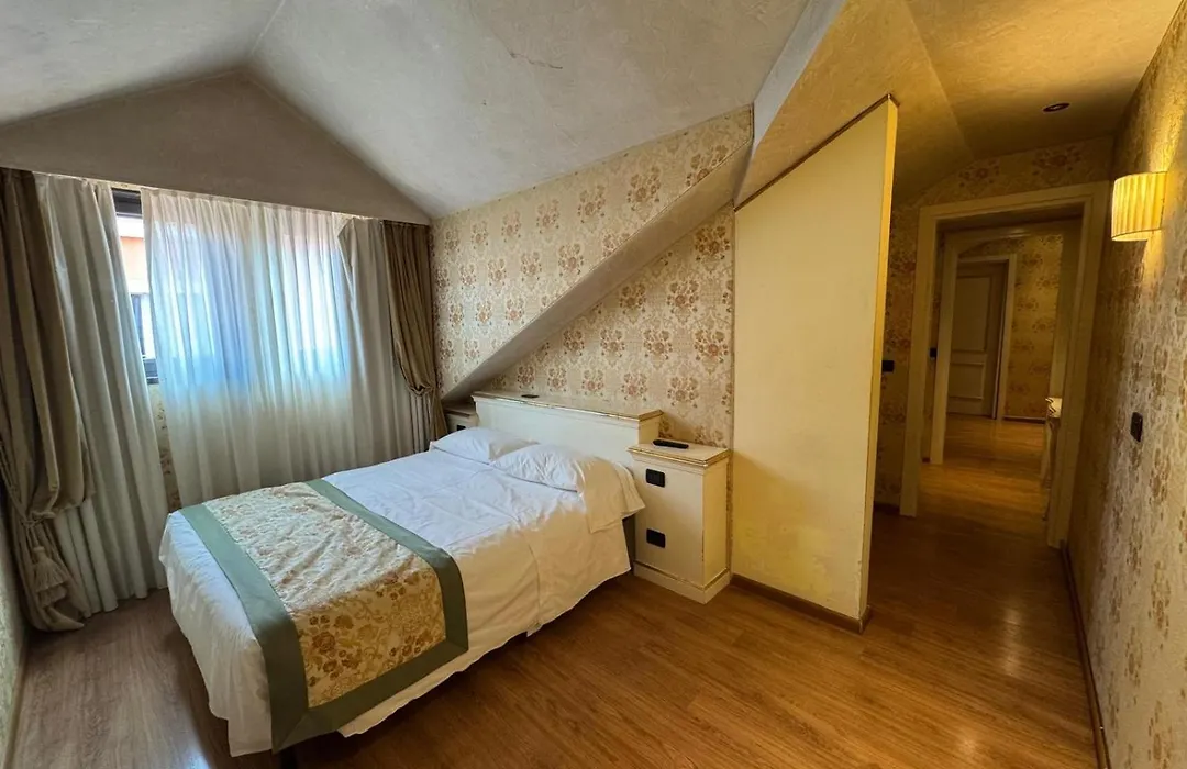 Hotel Tre Archi-1