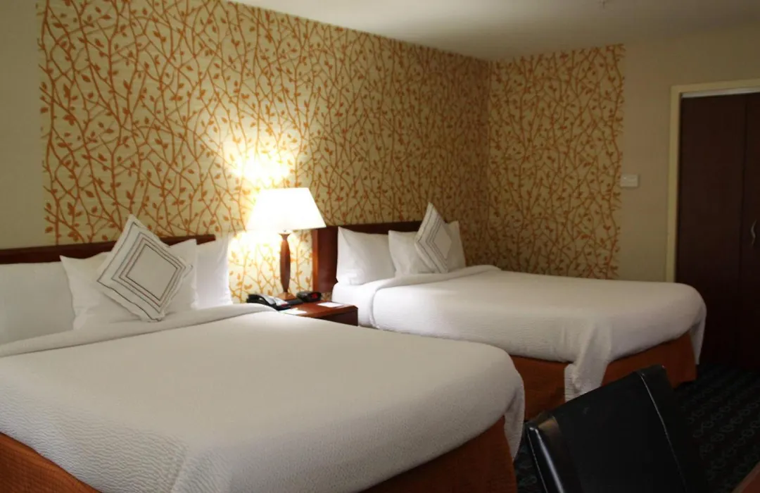Fairfield Inn & Suites Denton-1