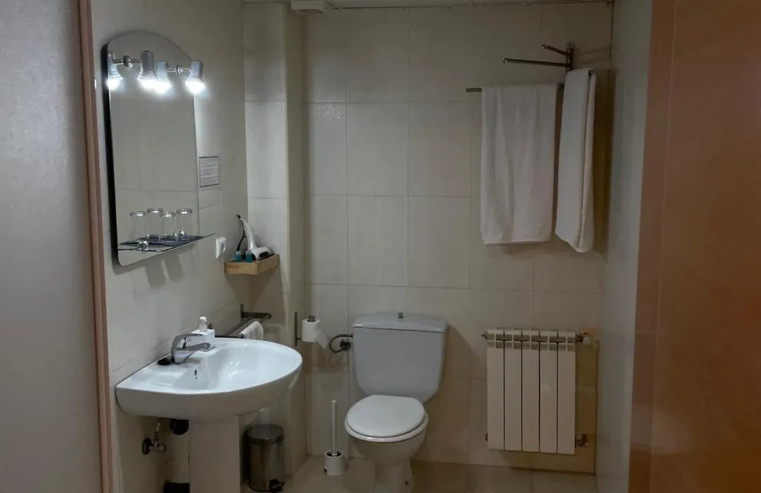 Hostal Ruiz-1