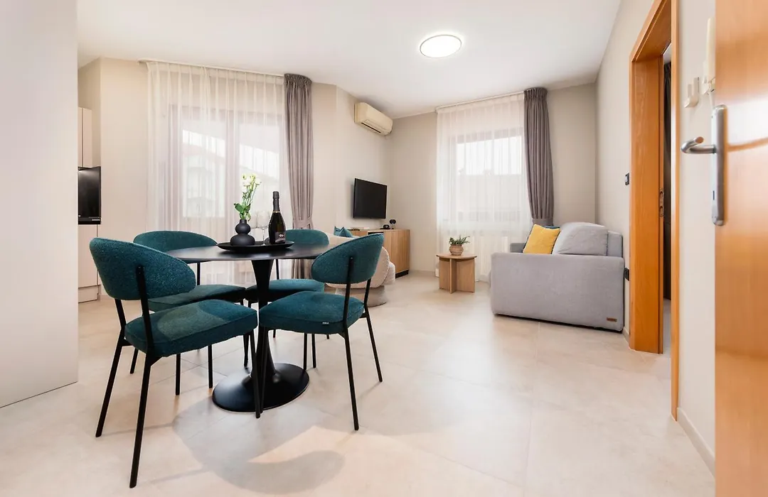 Villa Nina B&B Rovinj-1