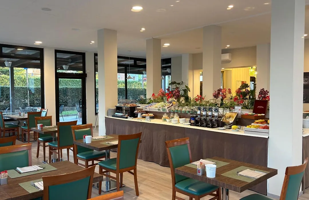 Hotel Bel Sito Peschiera-1