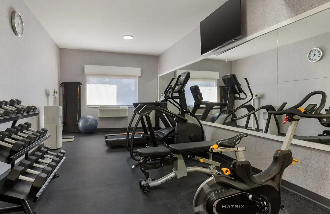 Lake Norman Inn And Suites-1