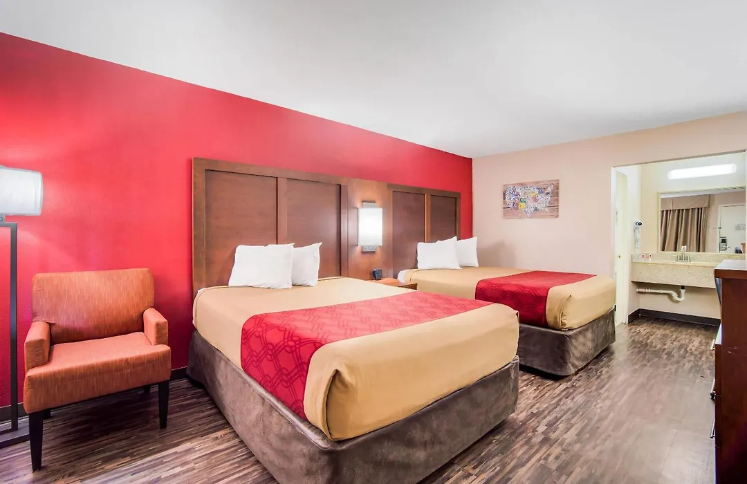 Econo Lodge Walterboro I-95-1