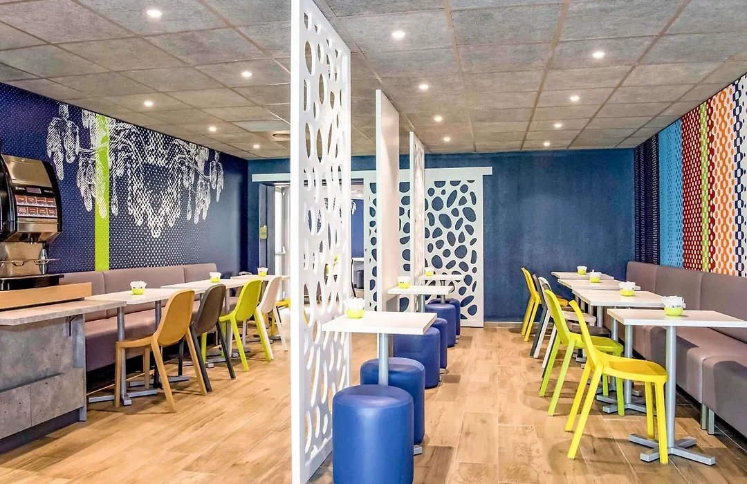 ibis budget Avignon Centre-1