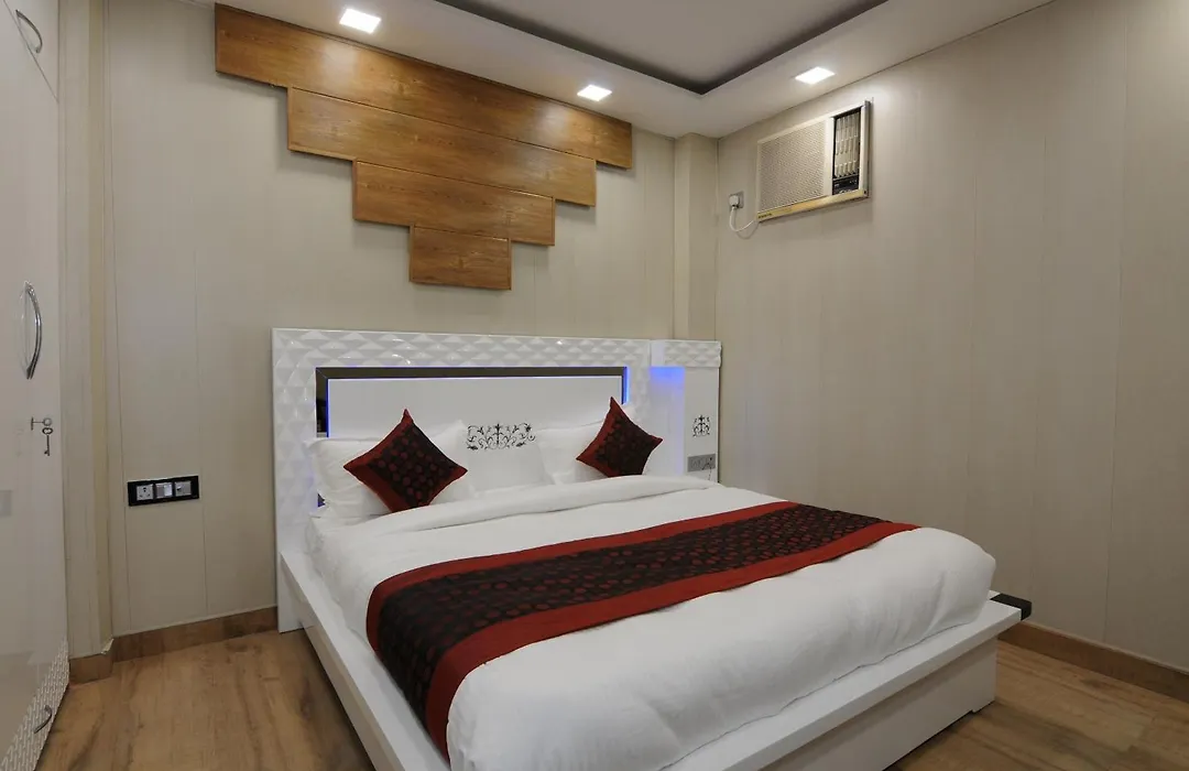 Hotel O Flyover Inn-1