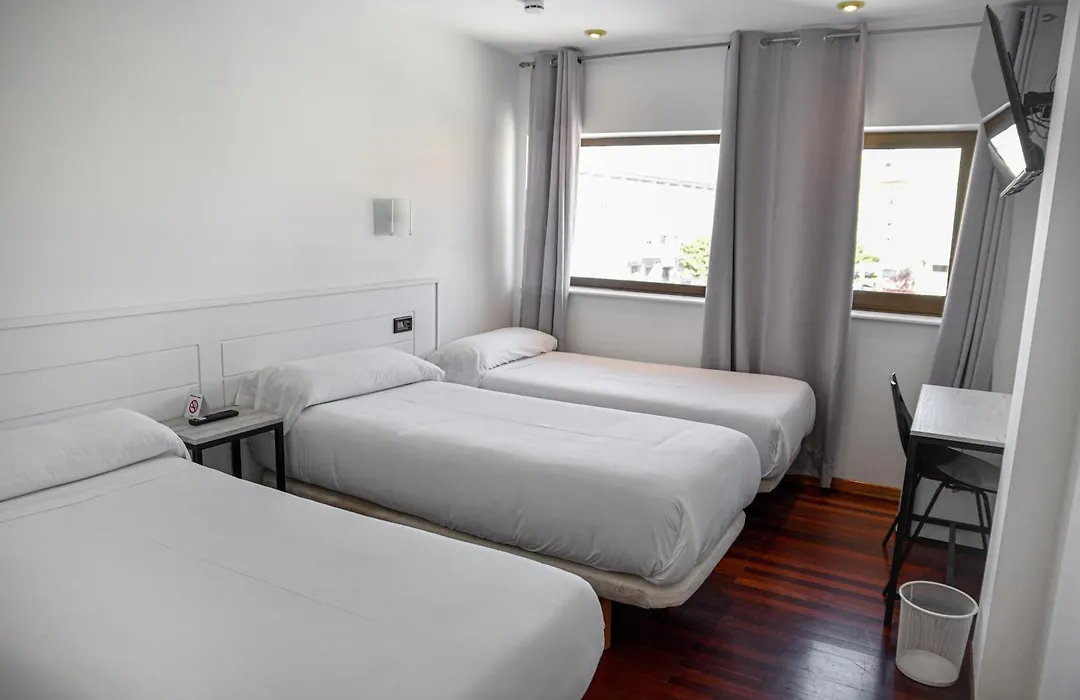 Hotel Chips Ferrol-1