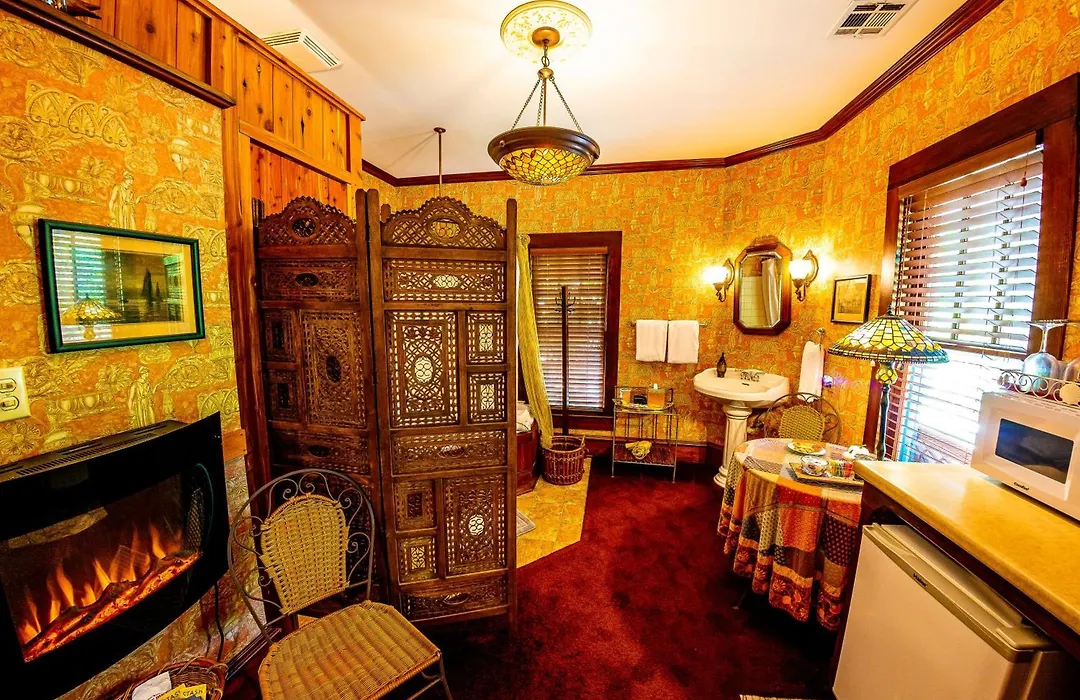 Cliff Cottage Inn, Downtown Bed & Breakfast-1