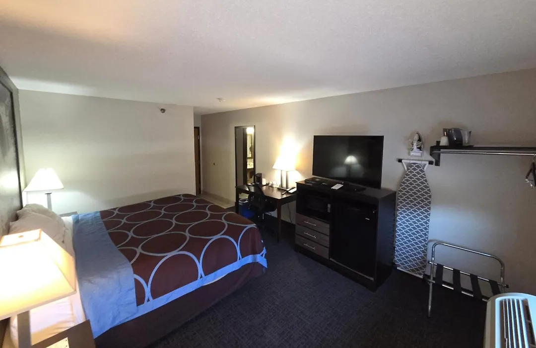 Super 8 By Wyndham Elkins-1